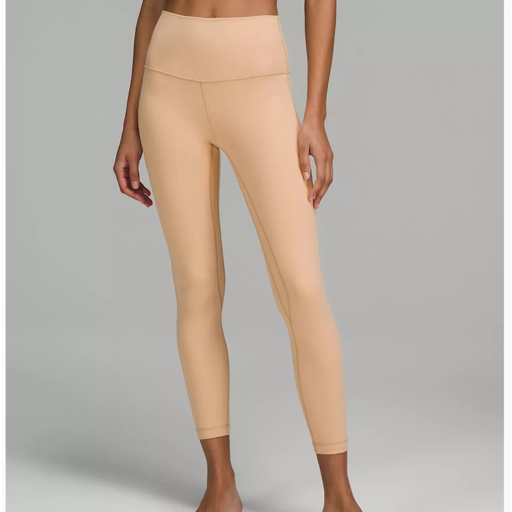 *Never Worn* Nude lululemon leggings